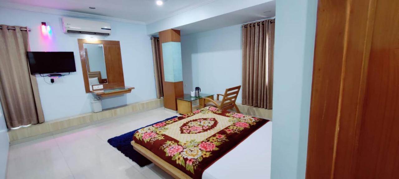 Hotel Easy Retreat Vapi Esterno foto