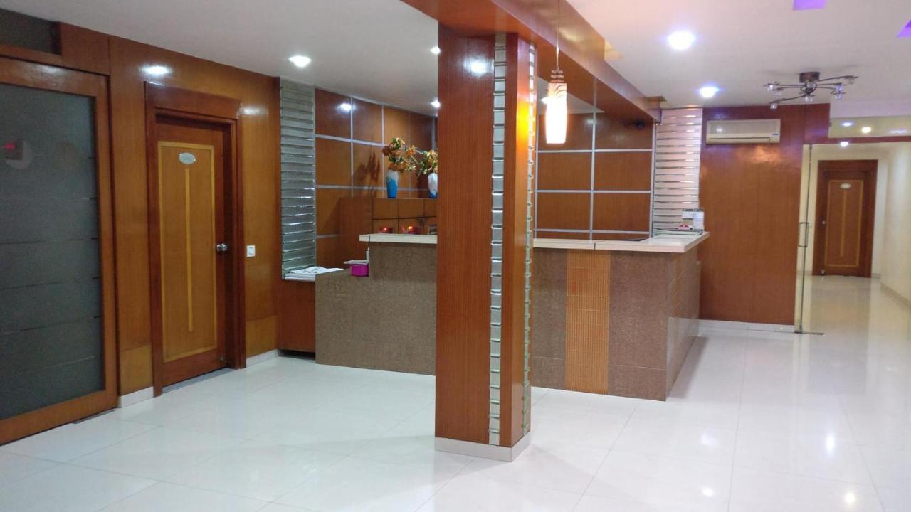 Hotel Easy Retreat Vapi Esterno foto