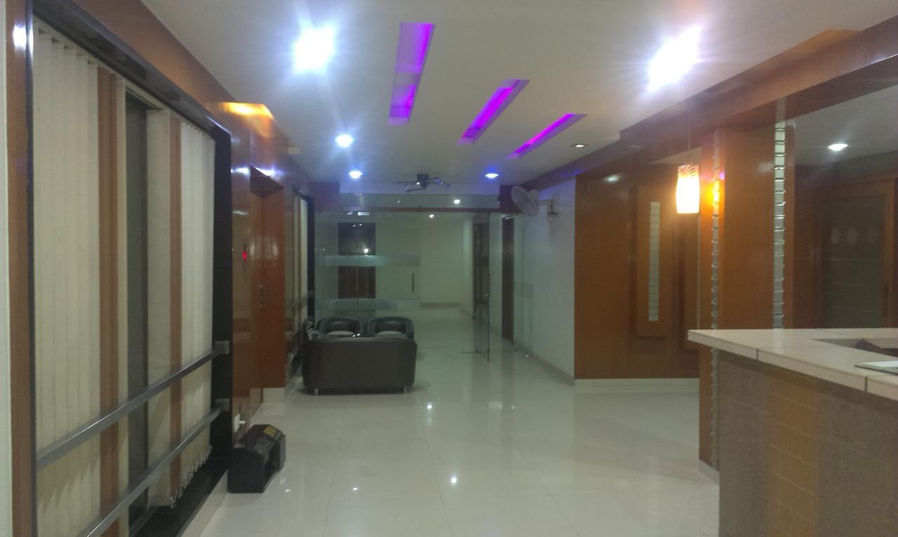 Hotel Easy Retreat Vapi Esterno foto