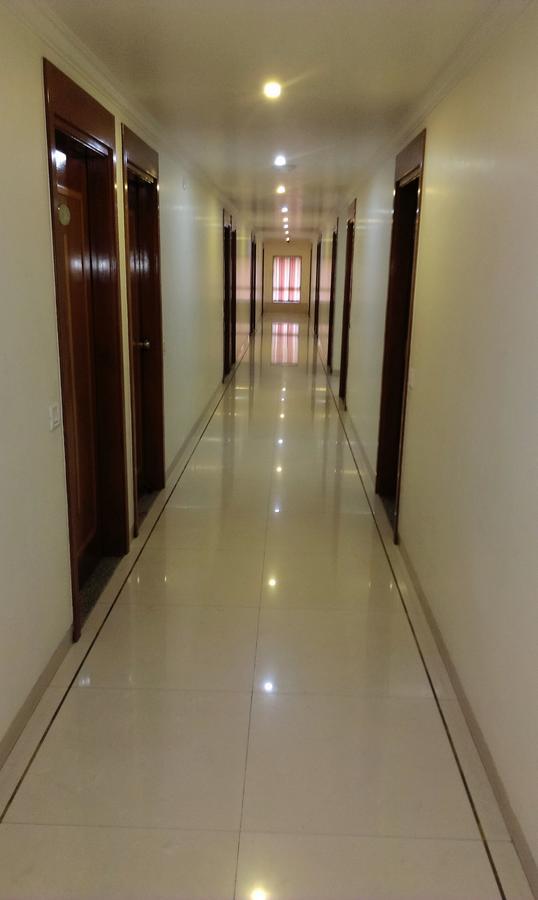 Hotel Easy Retreat Vapi Esterno foto